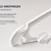 Close-up van dubbele inkepingen op witte kunststof kledinghanger K43
